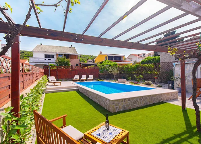 Home Away From Home With A Heated Pool