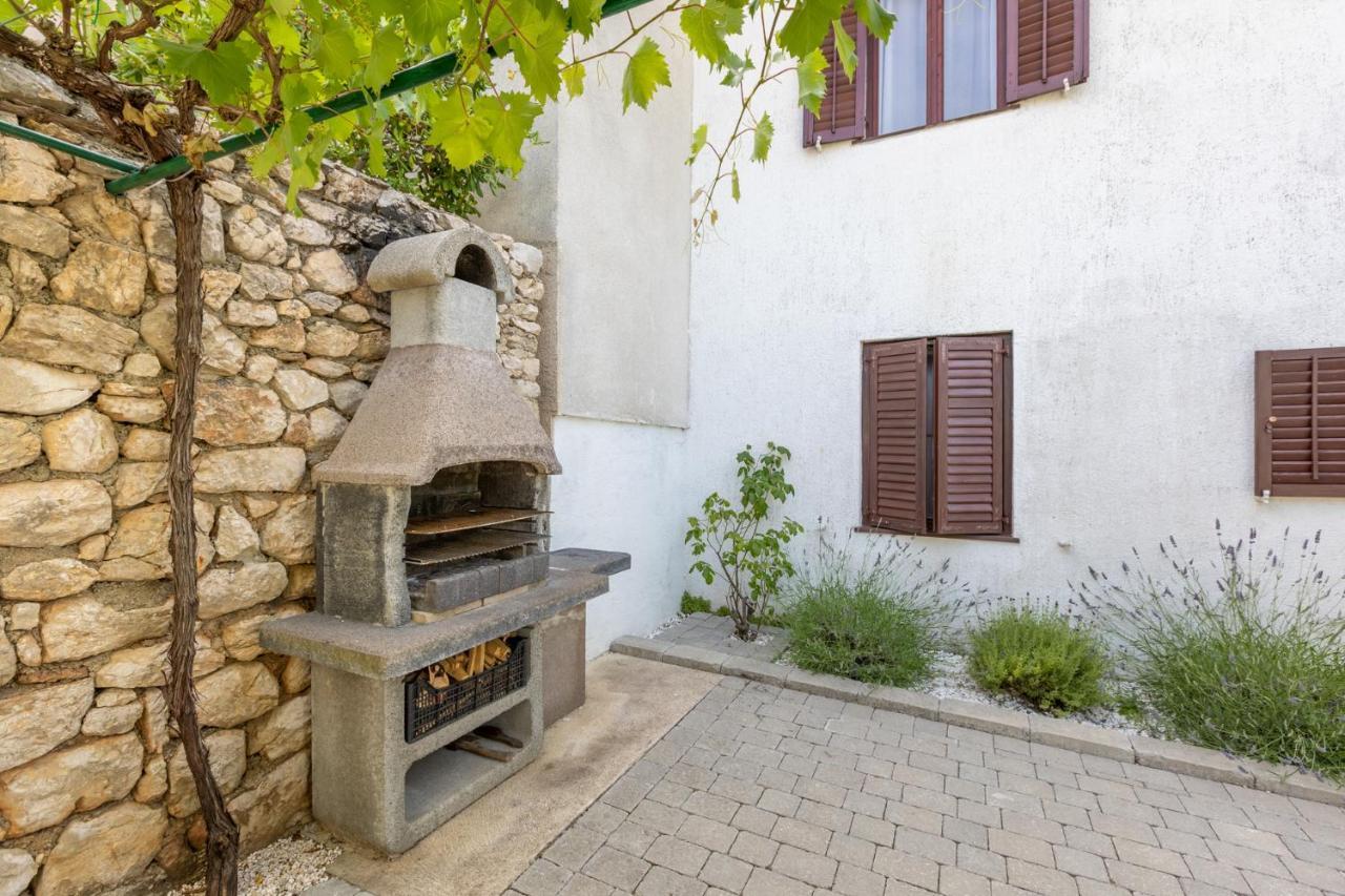 Lägenhet Home Away From Home With A Heated Pool *