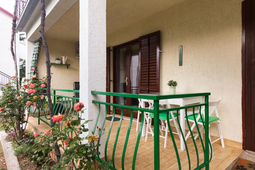 Home Away From Home With A Heated Pool Apartment Punat
