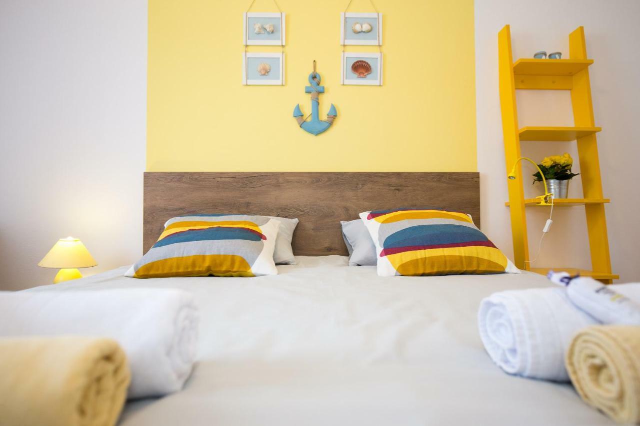 Home Away From Home With A Heated Pool Apartment *